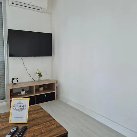 Apartment Cosy Proche Zone Aeronautique